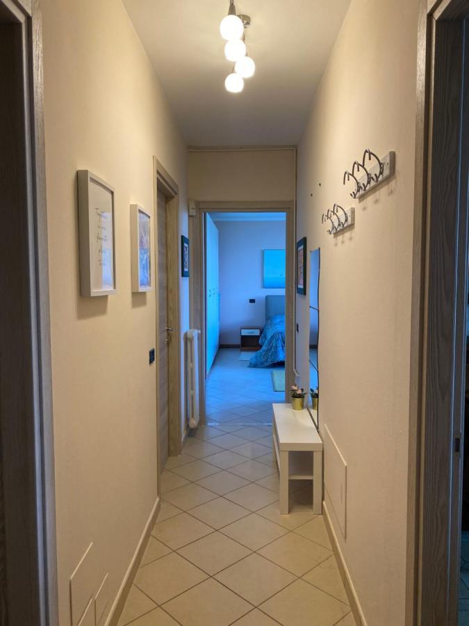 Flowers & Garden Apartment Con Vista Lago Manerba del Garda Exterior foto